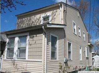 39 Sycamore Ave, Middletown, NJ 07748