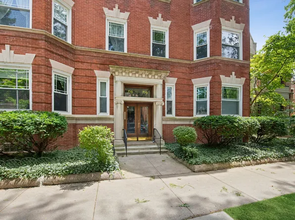 5715 S Blackstone Ave #2S, Chicago, IL 60637