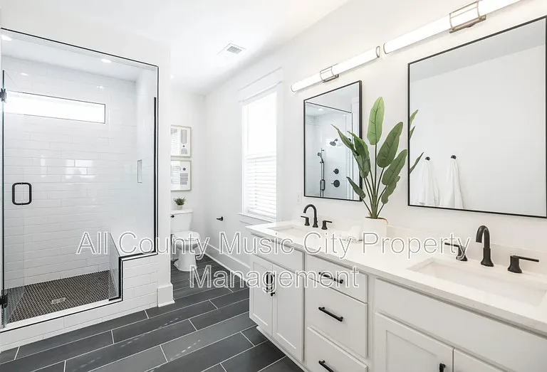 507 Summit St — Photo 15
