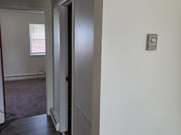 301 Ikeler St #14 — Photo 12