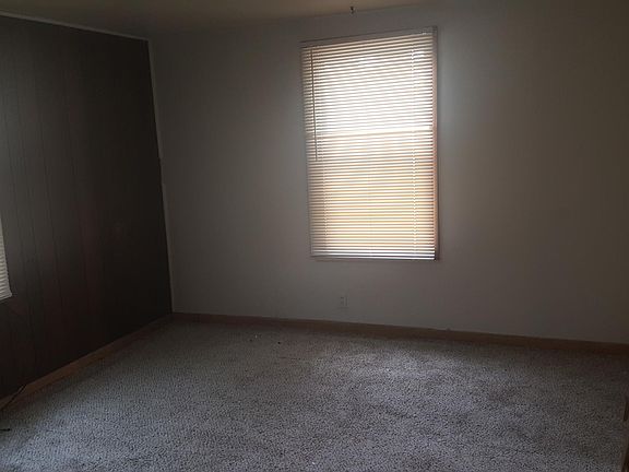 4th image of 719 1/2 Cedar Ave