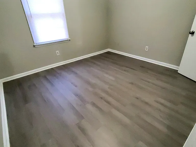 1812 London Church Rd NE #55D — Photo 8
