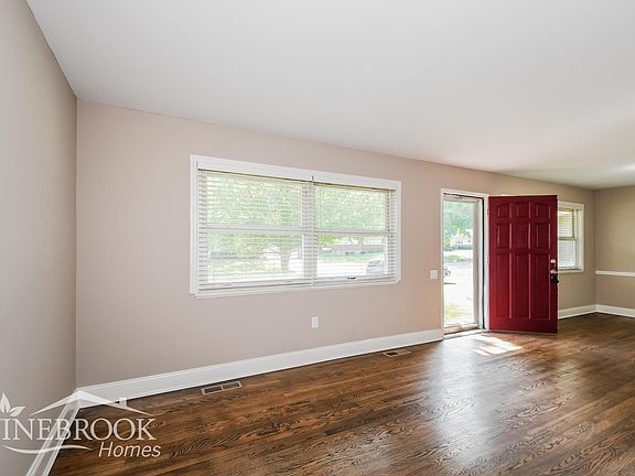 5th image of 1405 Hialeah Pl