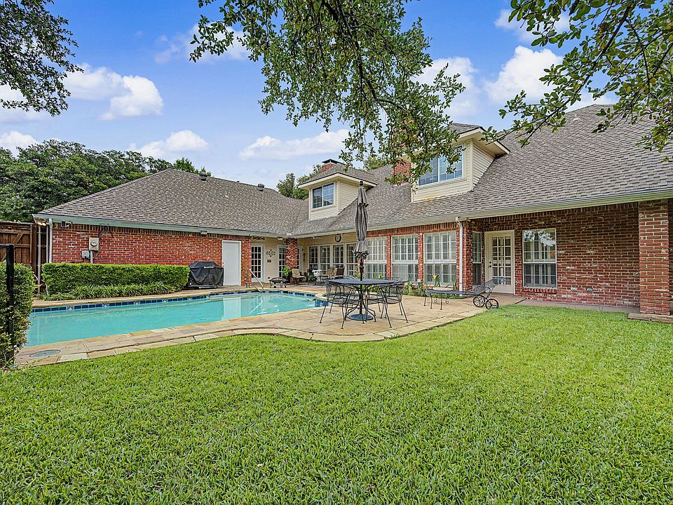 1st image of 5831 London Ln