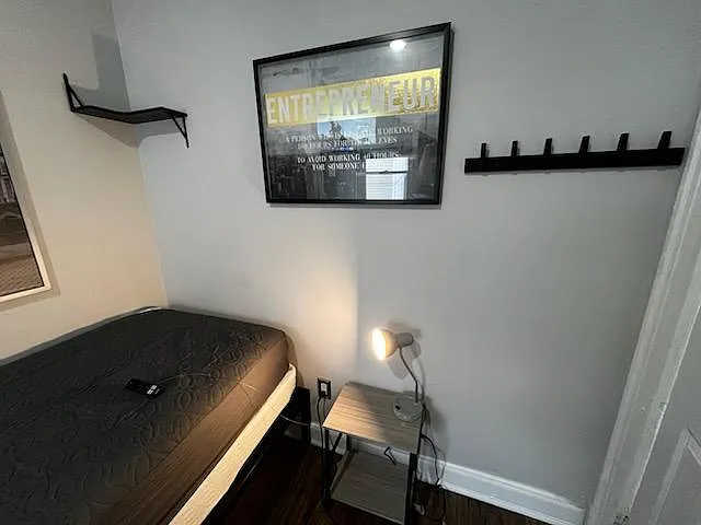 Building Photo - 137 Armstrong Ave #3-2