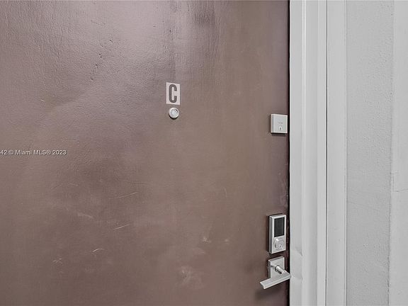 3rd image of 130 S Shore Dr APT 6C