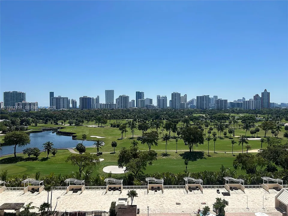 20301 W Country Club Dr #1224
