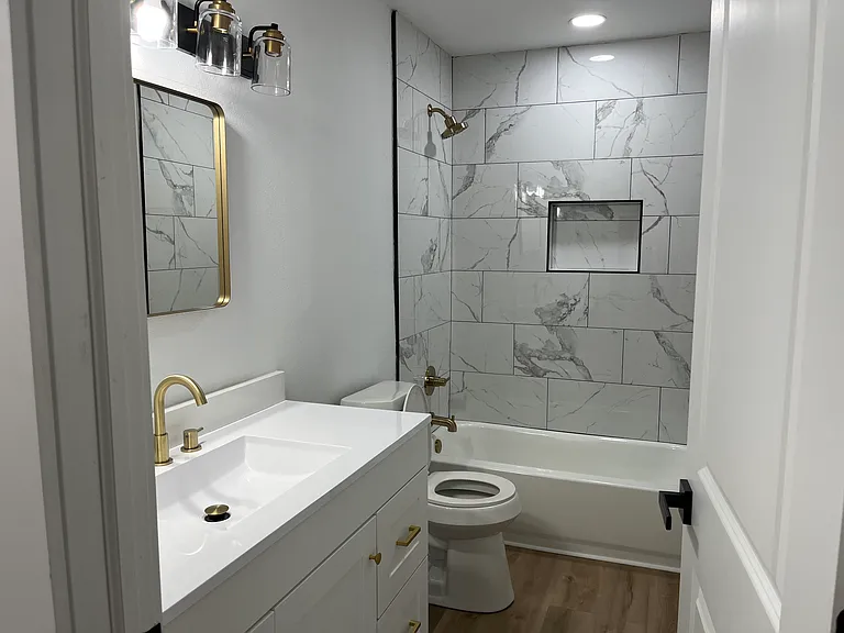 407 SW 4th St — Photo 1
