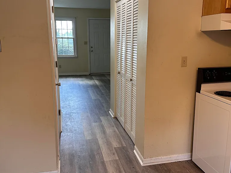 741 Ridgeview Dr — Photo 7