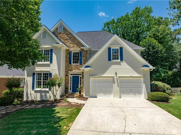 880 Lake Medlock Dr, Johns Creek, GA 30022