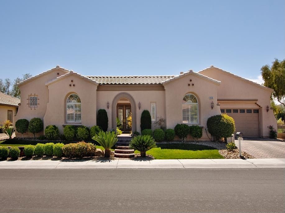 1st image of 10365 Luna Magico Ave