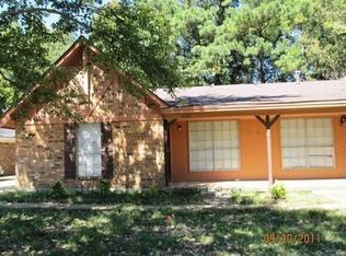5422 Apple Blossom Dr, Memphis, TN 38115