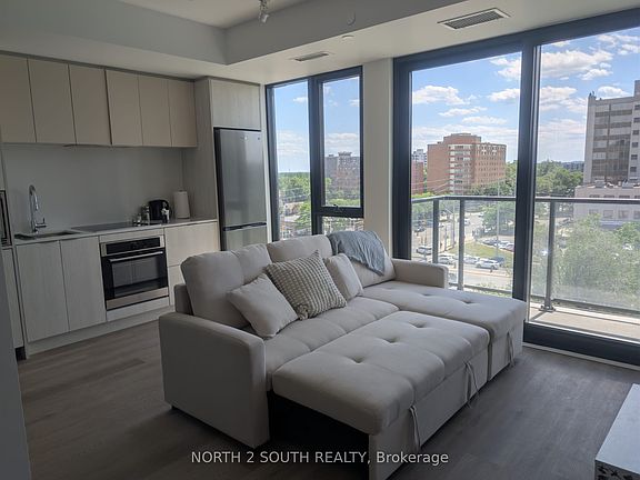 4th image of 3009 Novar Rd #615