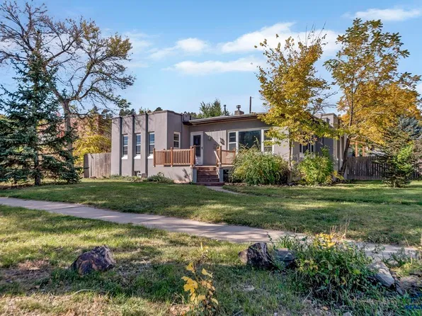803 West St, Rapid City, SD 57701