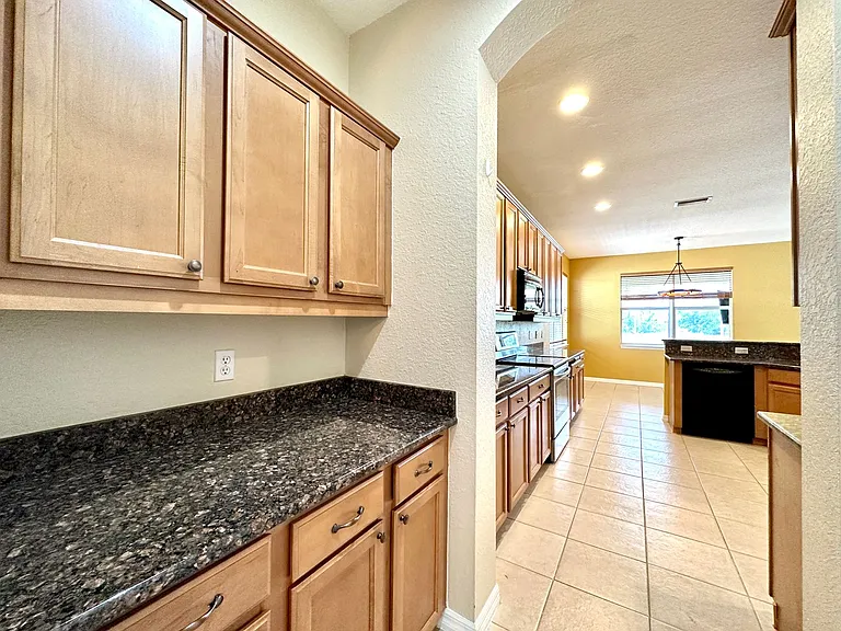1799 Scarlett Ave — Photo 10