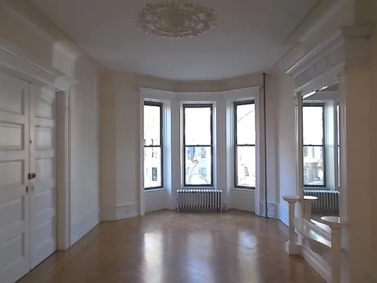 Rented by Marjorie Thompson, LREB | media 7