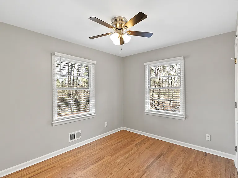 1312 Goodwin Rd — Photo 18