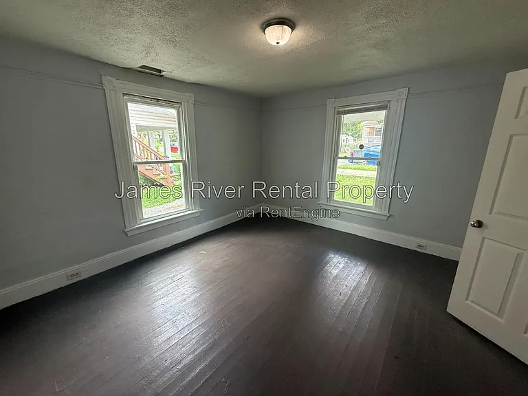 211 Wadsworth St — Photo 14