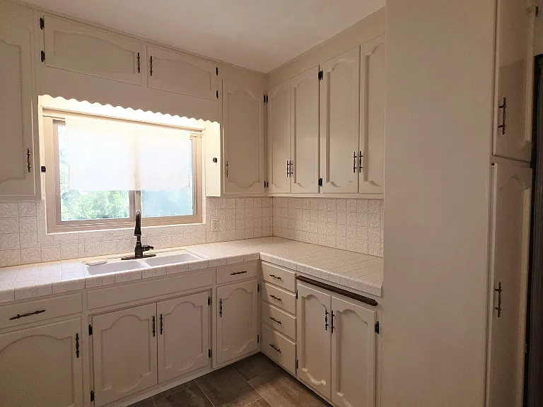24041 Pine Cone Rd — Photo 5