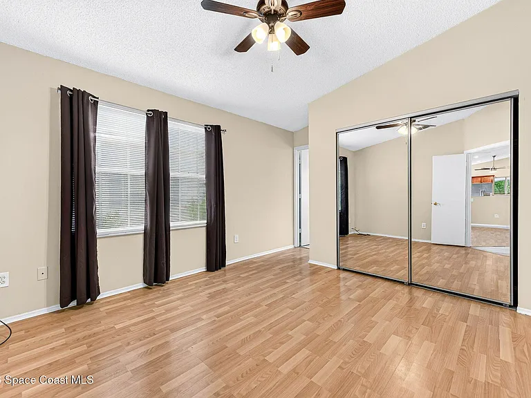 1923 Sugarberry Ct NE — Photo 34