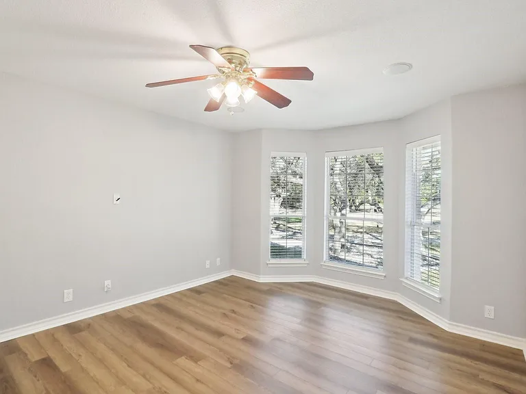 294 Logan Ranch Rd — Photo 29