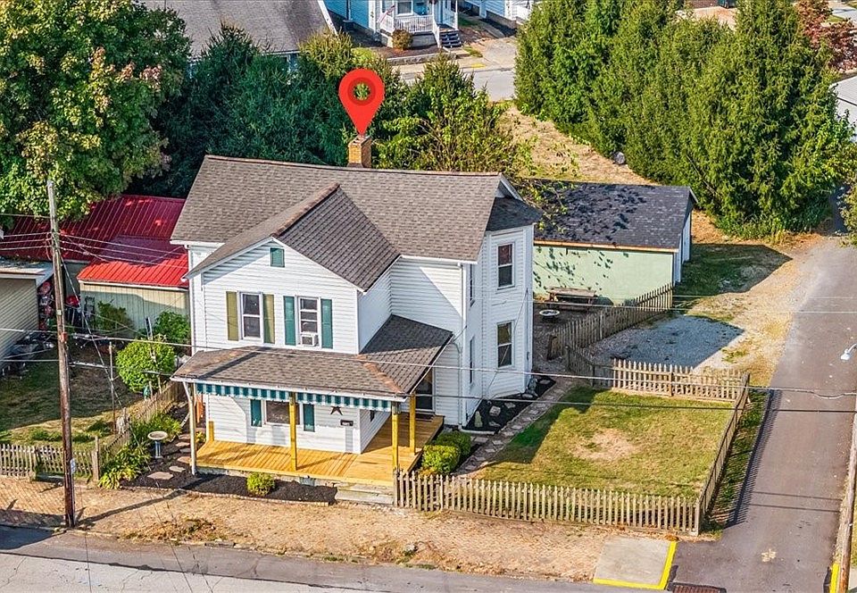 1st image of 216 6th St