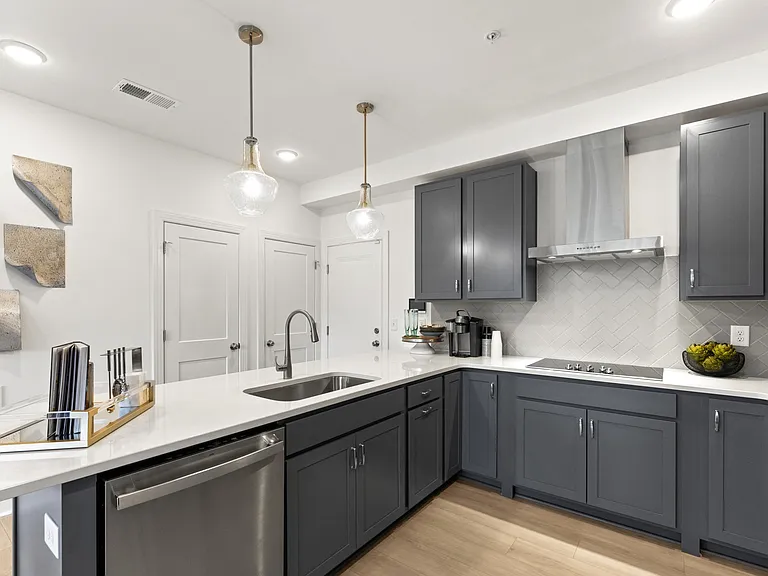 602 Market Grove Dr #100 — Photo 16