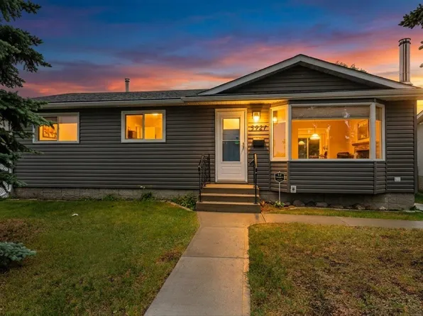 5927 138th Ave NW, Edmonton, AB T5A 1E4