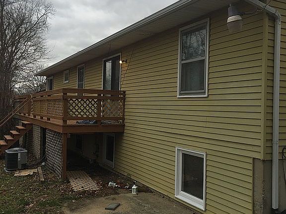 3rd image of 5636 Roseworth Ct SE