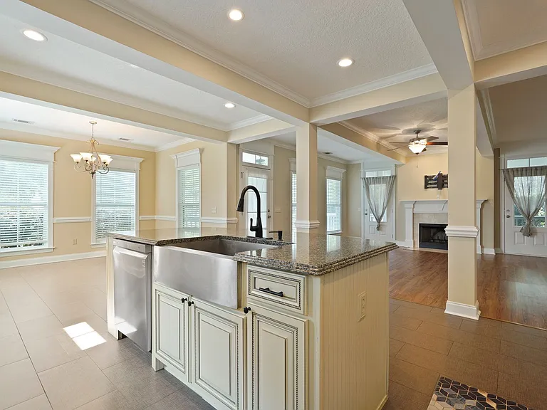 275 James Dunham Pkwy — Photo 13