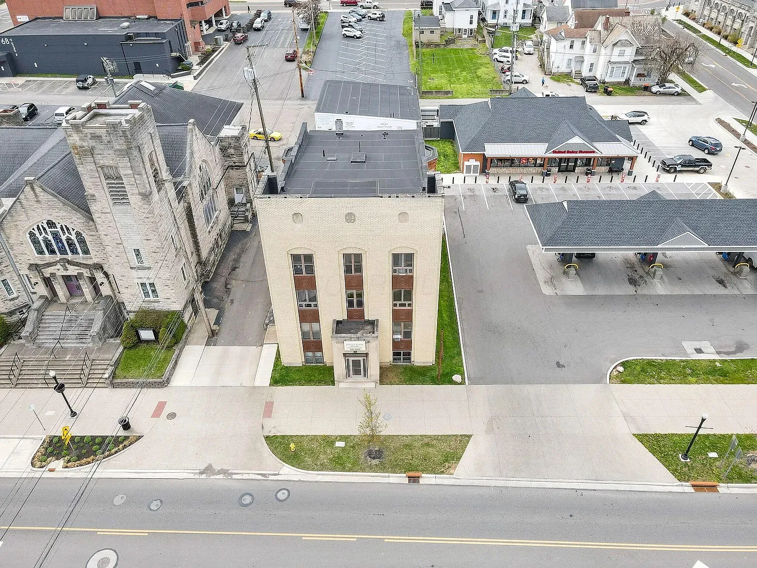 63 North 4th Street - 302 — Photo 2