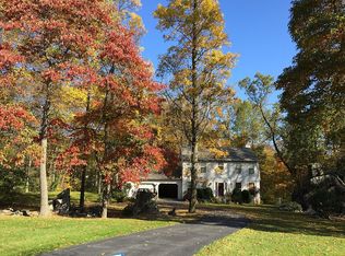 65 Butternut Rd, Hellertown, PA 18055