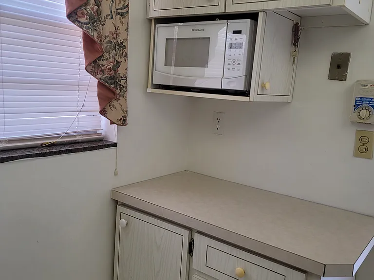 5061 W Oakland Park Blvd #305 — Photo 5