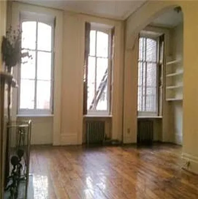 Rented by R New York | media 50