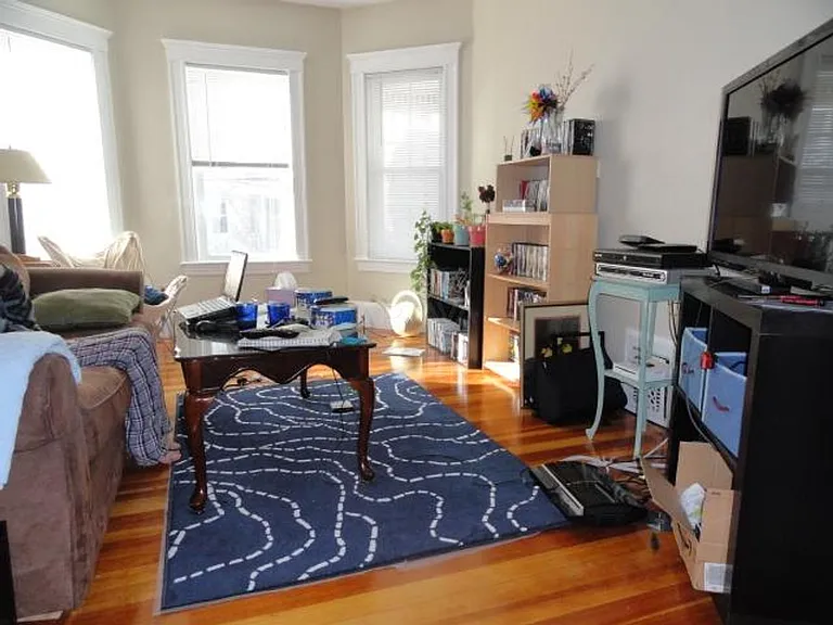 105 Heath St #2 — Photo 8