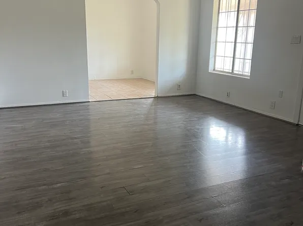 430 W Plum St, Compton, CA 90222