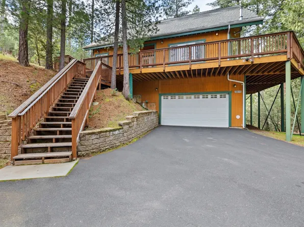 20015 Pine Mountain Dr, Groveland, CA 95321