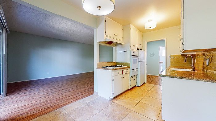 1st image of 1822 Corinth Ave APT 4