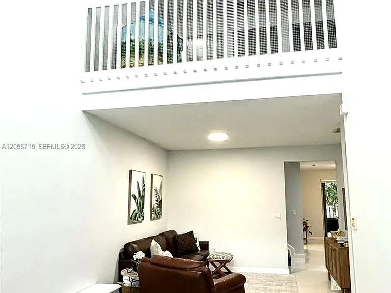 10780 NW 74th Ln #10780 — Photo 3