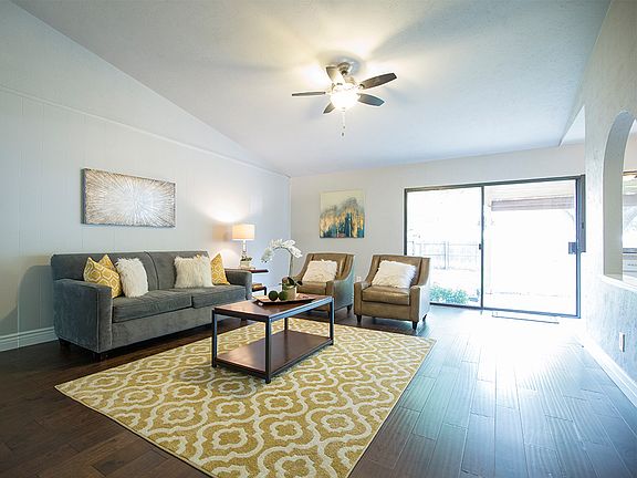 4th image of 3206 Christie Cir