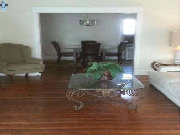 2nd image of 303 E Meehan Ave