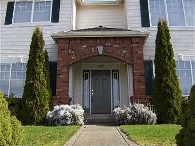 2nd image of 4025 Fairwood Blvd NE