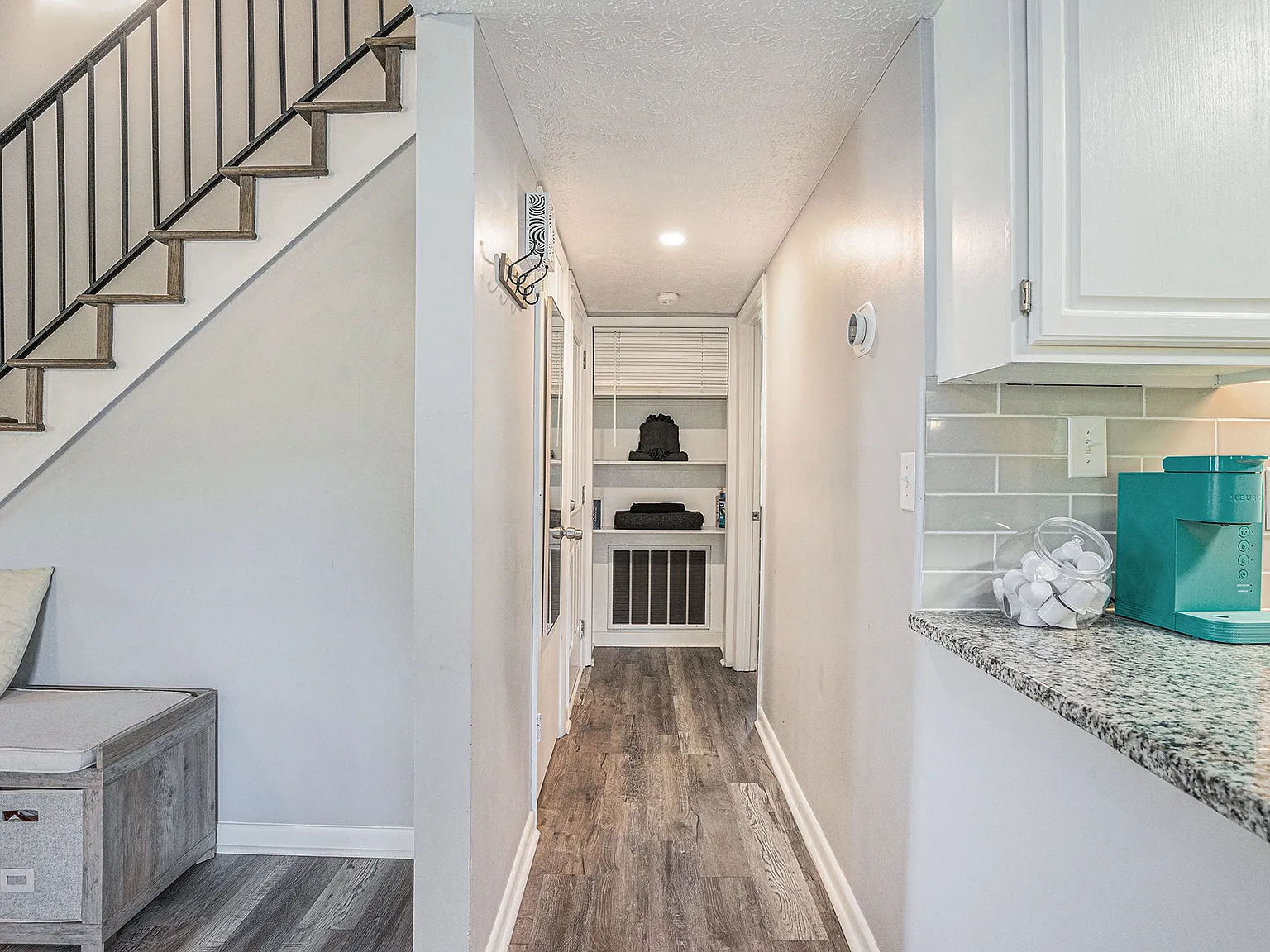 3 bed, 2.5 bath, 1700 sqft, $2,700 — Photo 3