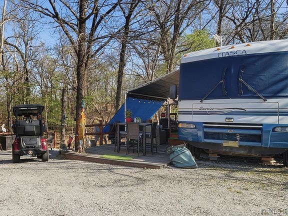 5th image of 33635 Dock Rd