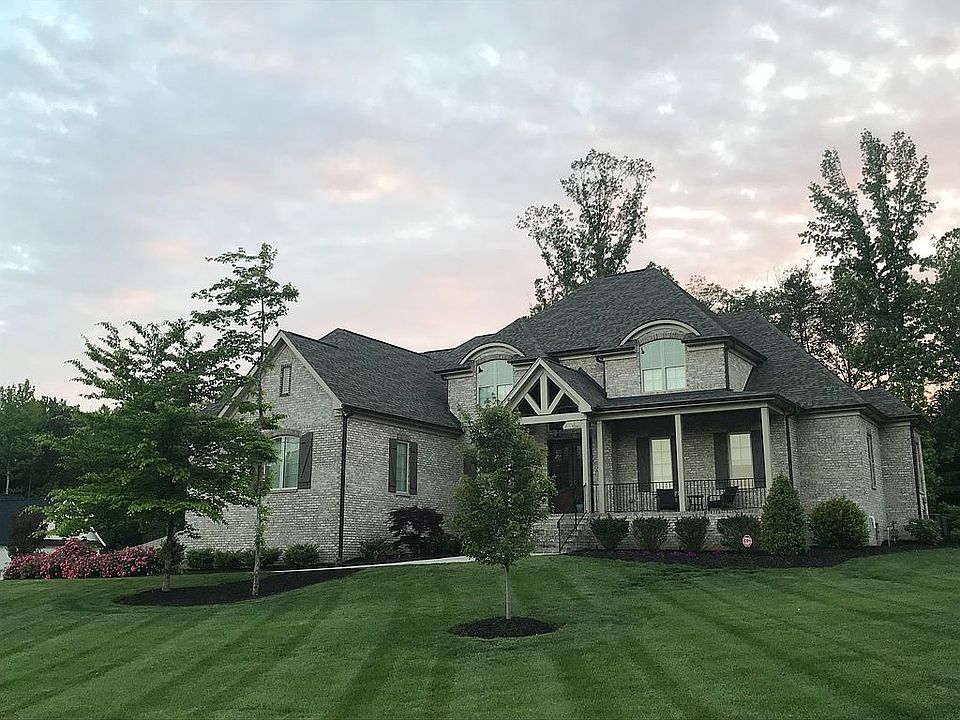 1st image of 7701 Briardenn Dr