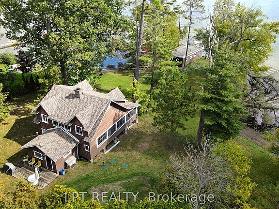 2nd image of 1764 Bay Park Rd