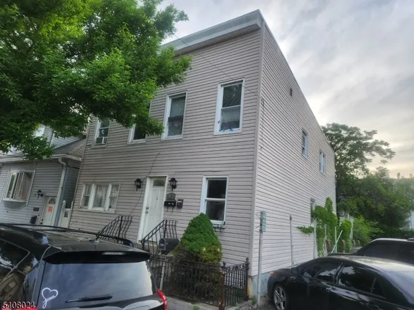 167 Chestnut St #2, Kearny Town, NJ 07032