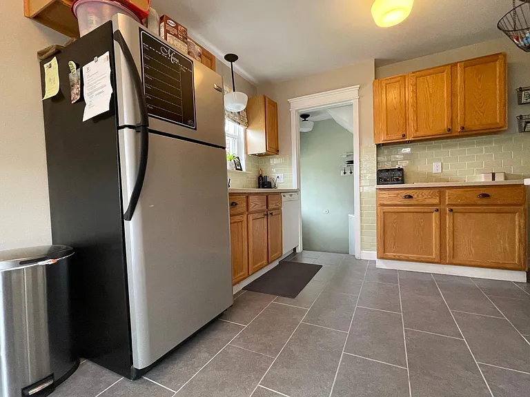946 Pinecrest Dr — Photo 35