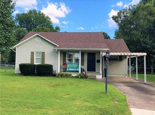 2026 Benedict Cir, Saint Albans, WV 25177
