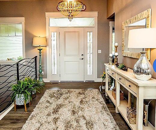 Gorgeous front foyer